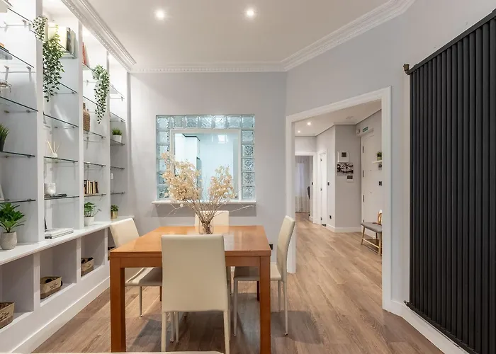 דירה Riverside, Moderno En Centro