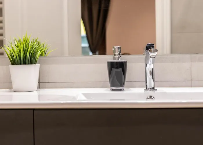 Riverside, Moderno En Centro בילבאו