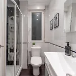 Riverside, Moderno En Centro