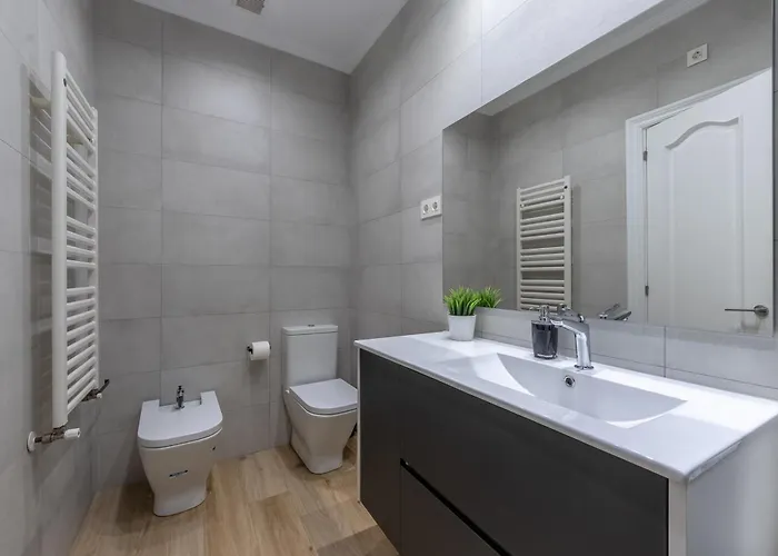 Riverside, Moderno En Centro ビルバオ